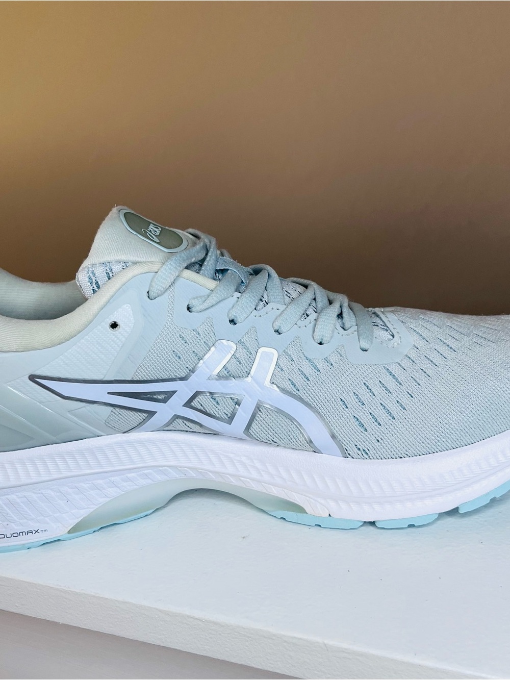 ASICS Women's size 9 Pale Blue & White Running Sneakers Dynamic Duomax Flytefoam - Picture 10 of 11